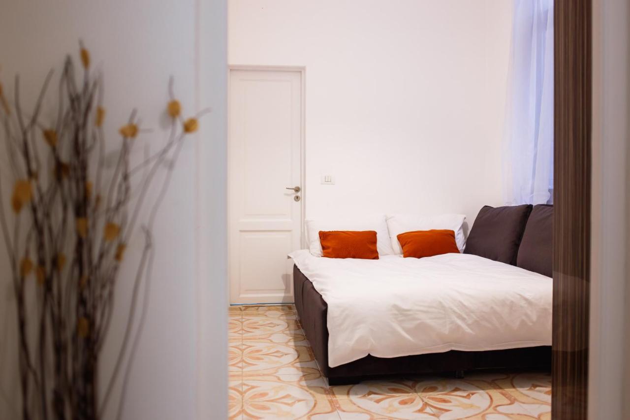 Eat It Cozy Downtown Apartments Oradea Dış mekan fotoğraf