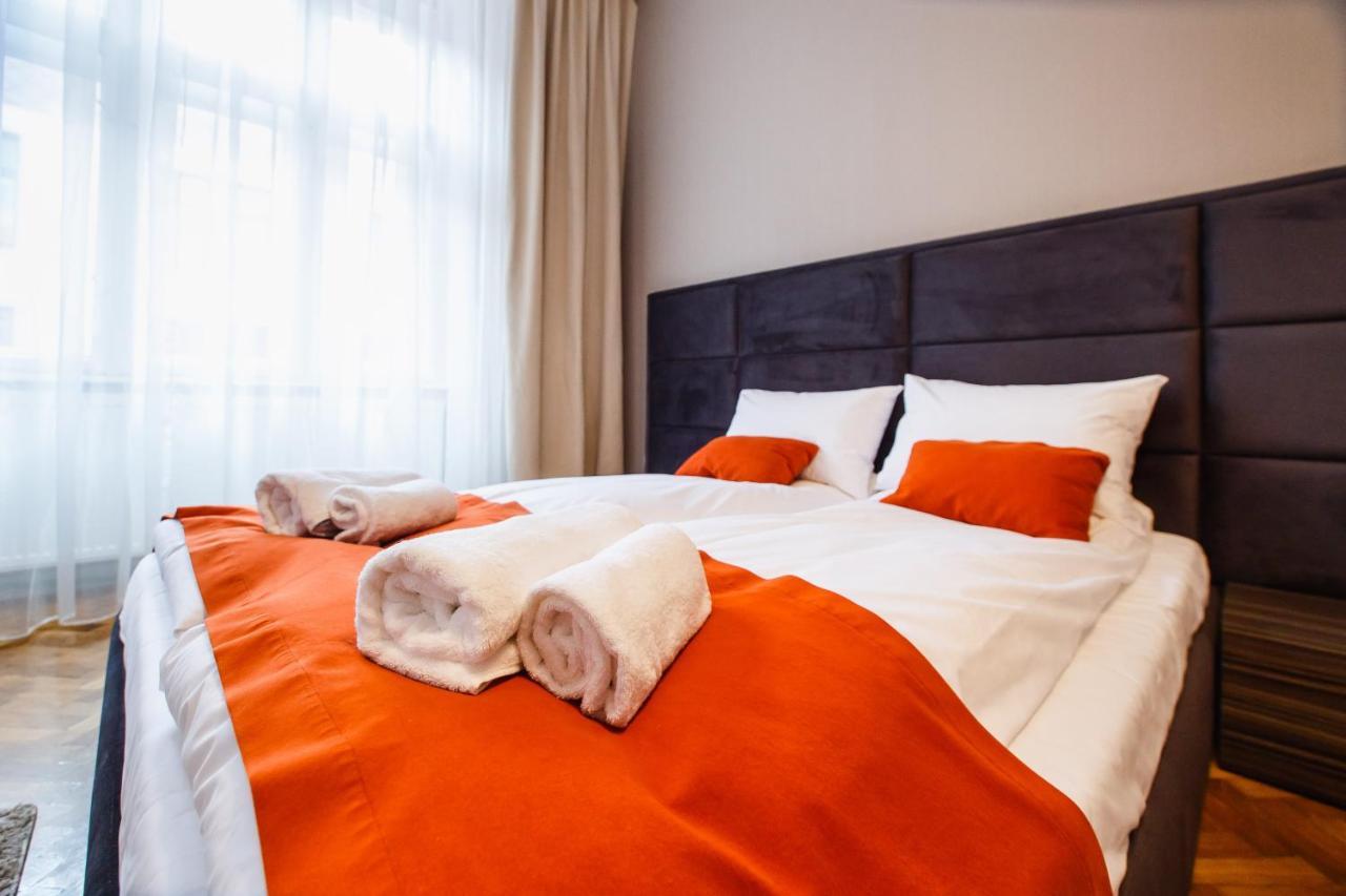 Eat It Cozy Downtown Apartments Oradea Dış mekan fotoğraf